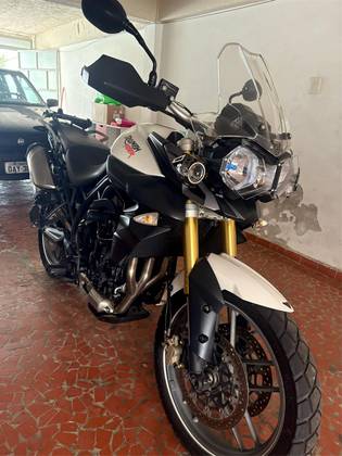 TRIUMPH TIGER 800 ABS TRIUMPH TIGER 800 ABS